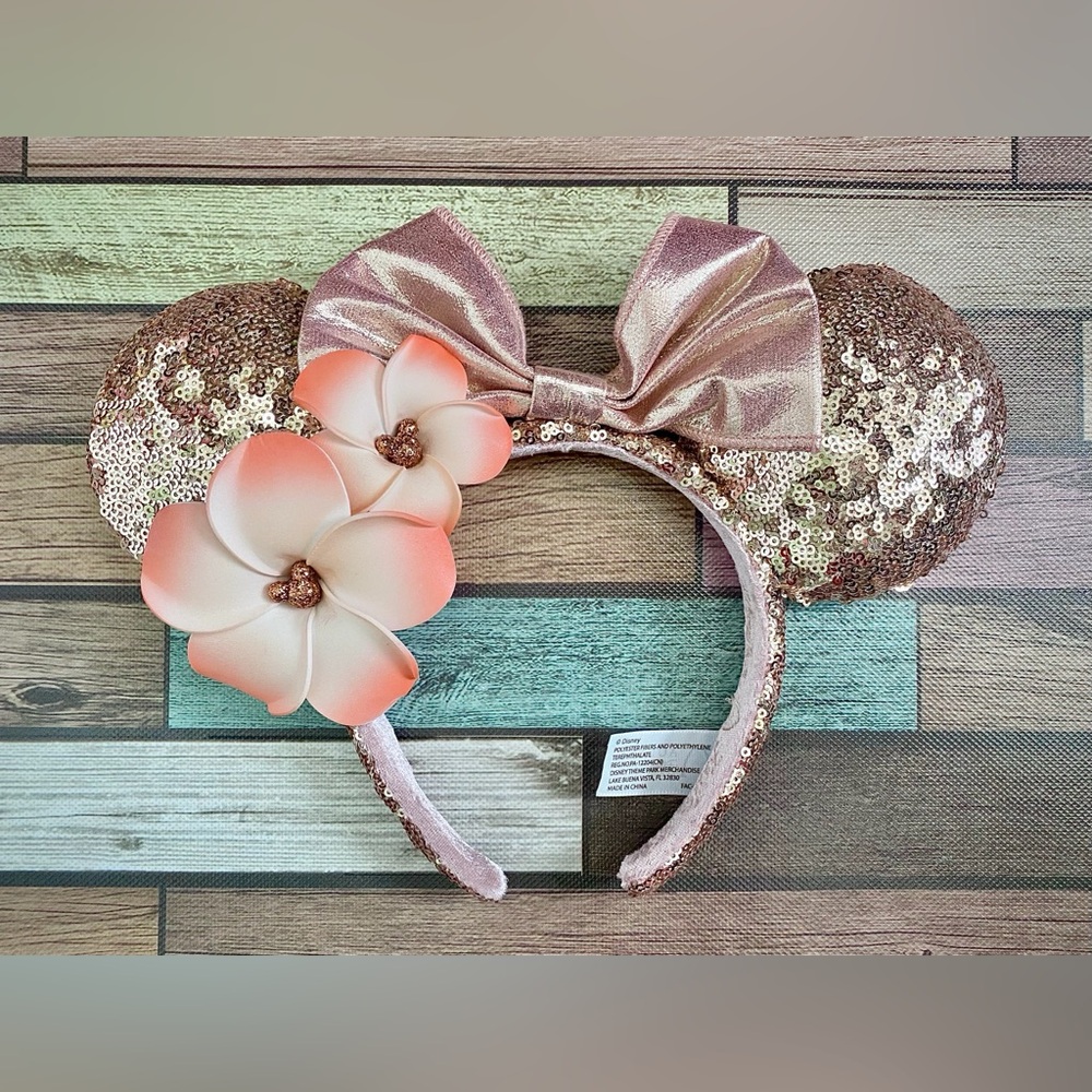 Aulani Rosegold Minnie Ears